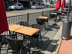 Attractive Restaurant Furniture for Outdoor Dining